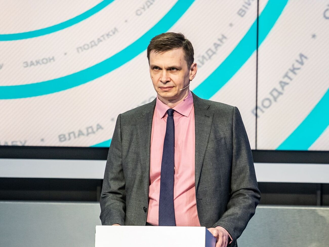 Стратегия НАТО изменилась с "ответного удара" на "удар на опережение", а в военных операциях вместо акцента на "миротворческих миссиях" теперь "принуждение к миру"