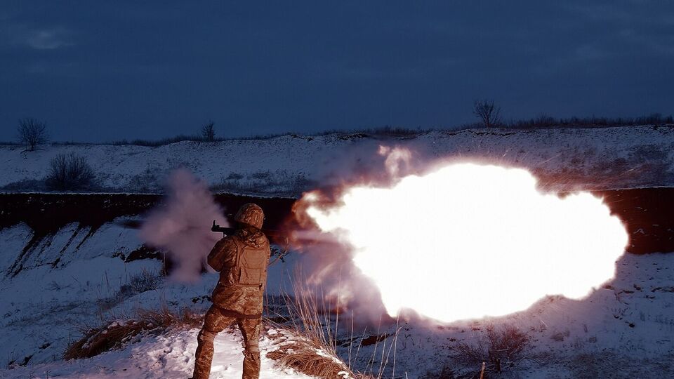 Украинские военные проходят обучение, готовясь к возможному расширению фронта в войне, отметил Наев