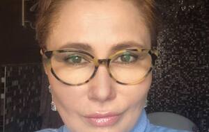 Мозговая считает, что не нужно устанавливать новогодние елки на площадях, когда идет война