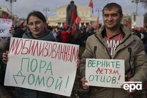 Дружини й родичі мобілізованих скаржаться, що РФ відвернулася від тих, хто поїхав воювати, і їхніх сімей