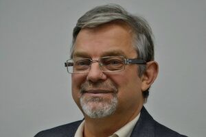 По мысли начинающего политика Арахамии, Джонсон подавил волю Зеленского и толкнул Украину в пучину войны