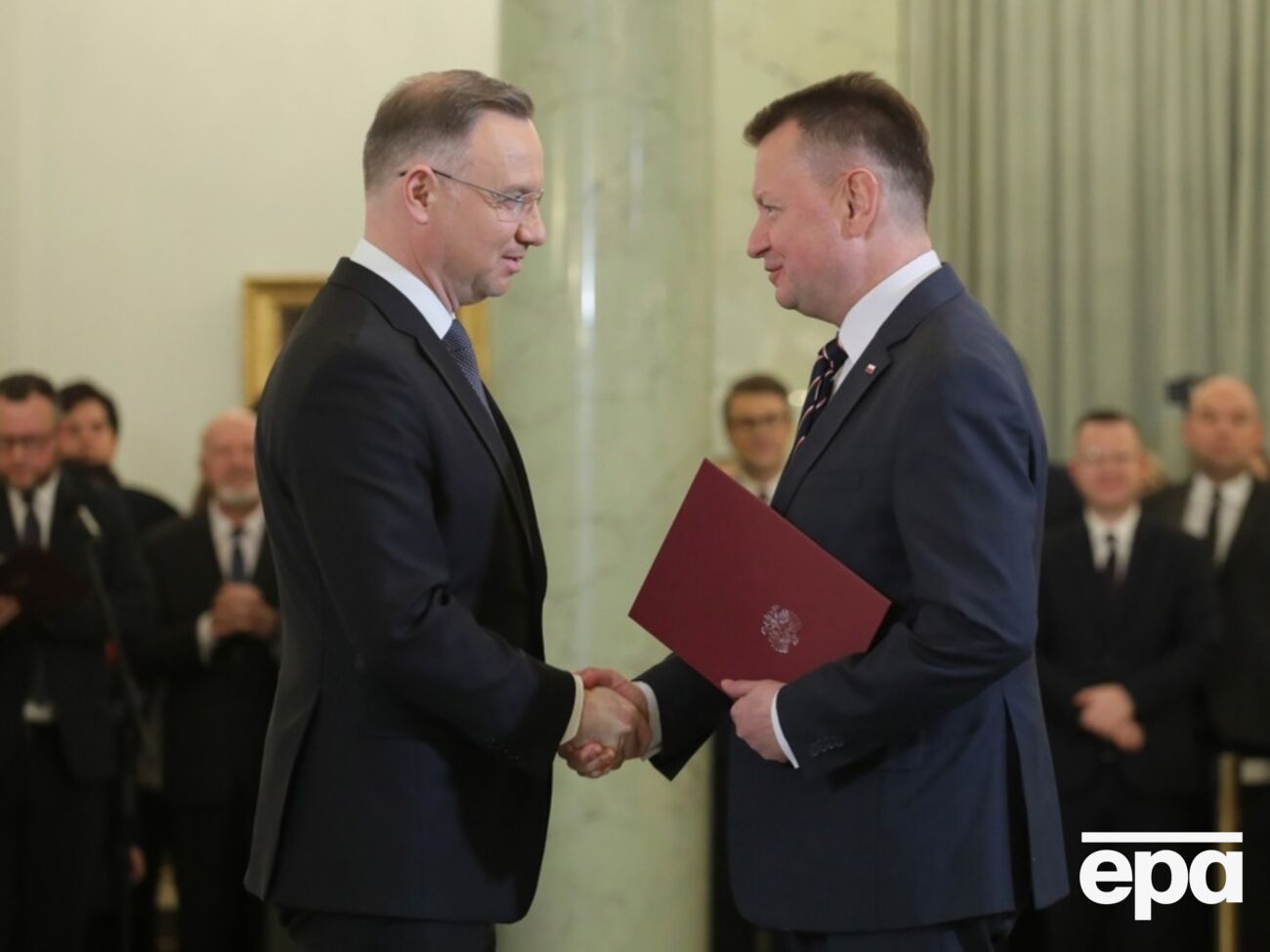 Мариуш Блащак (справа) – единственный министр, сохранивший должность во втором правительстве Моравецкого