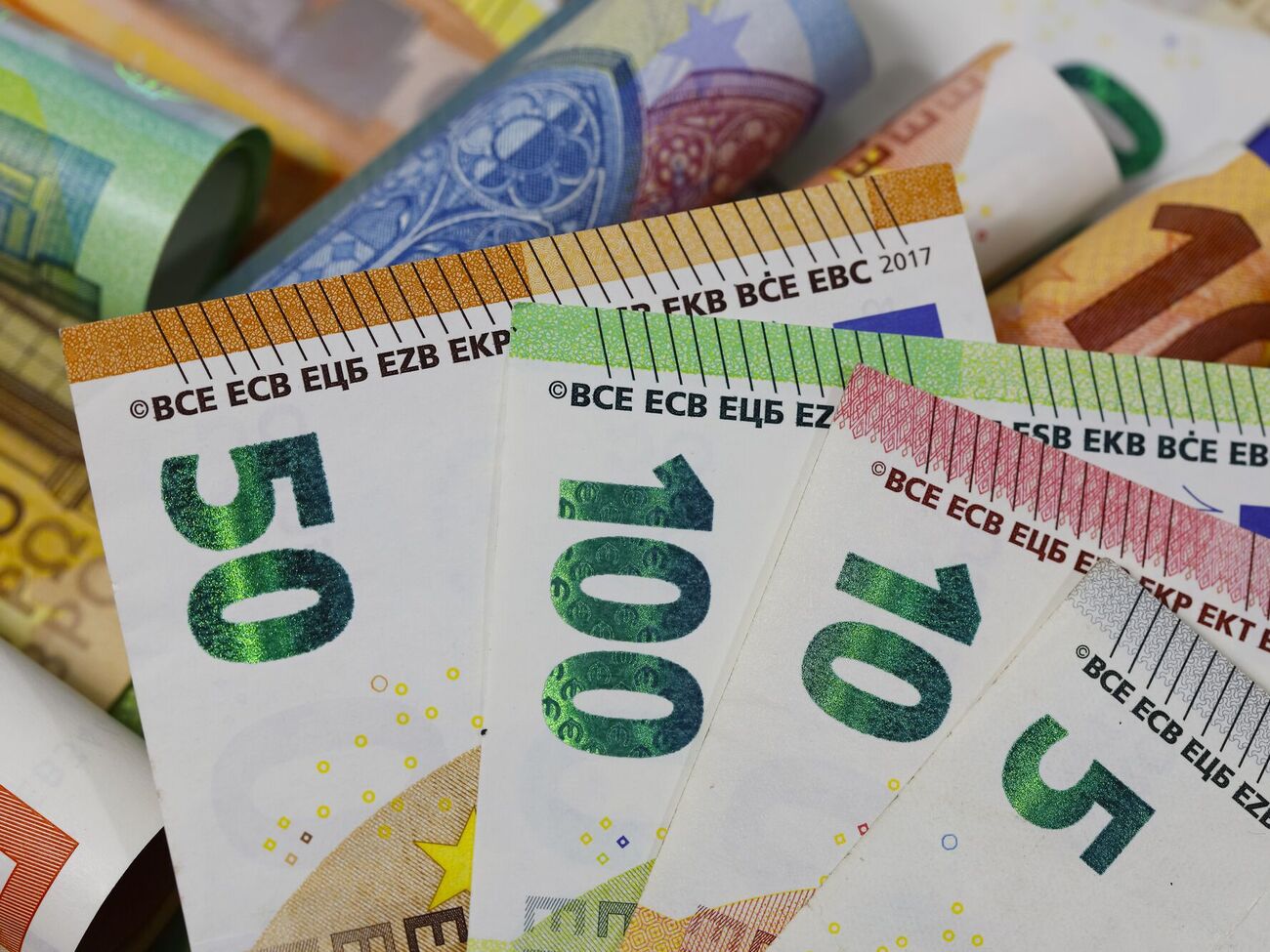 Общая сумма обязательств по вкладам от спонсоров в Фонд поддержки энергетики Украины достигла более €329 млн