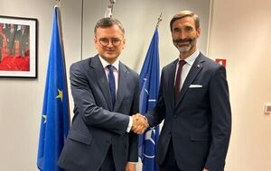 Кулеба и Бланар провели встречу в Брюсселе 28 ноября