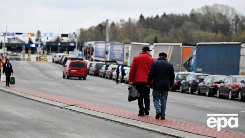Українські водії відповіли на протести біля кордону в Польщі