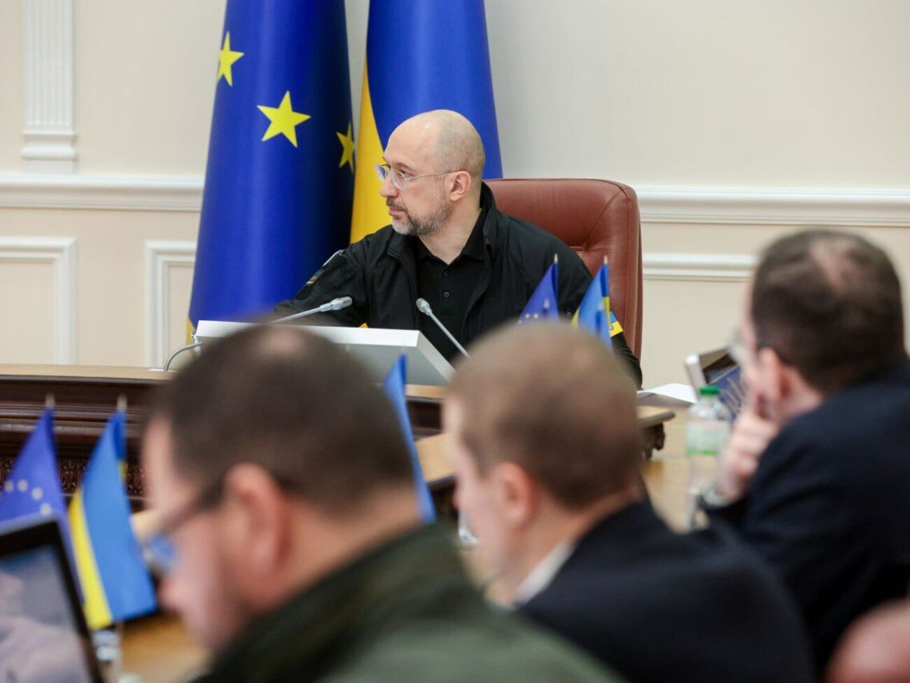 Украина будет стимулировать свой технологический сектор, отметил Шмыгаль