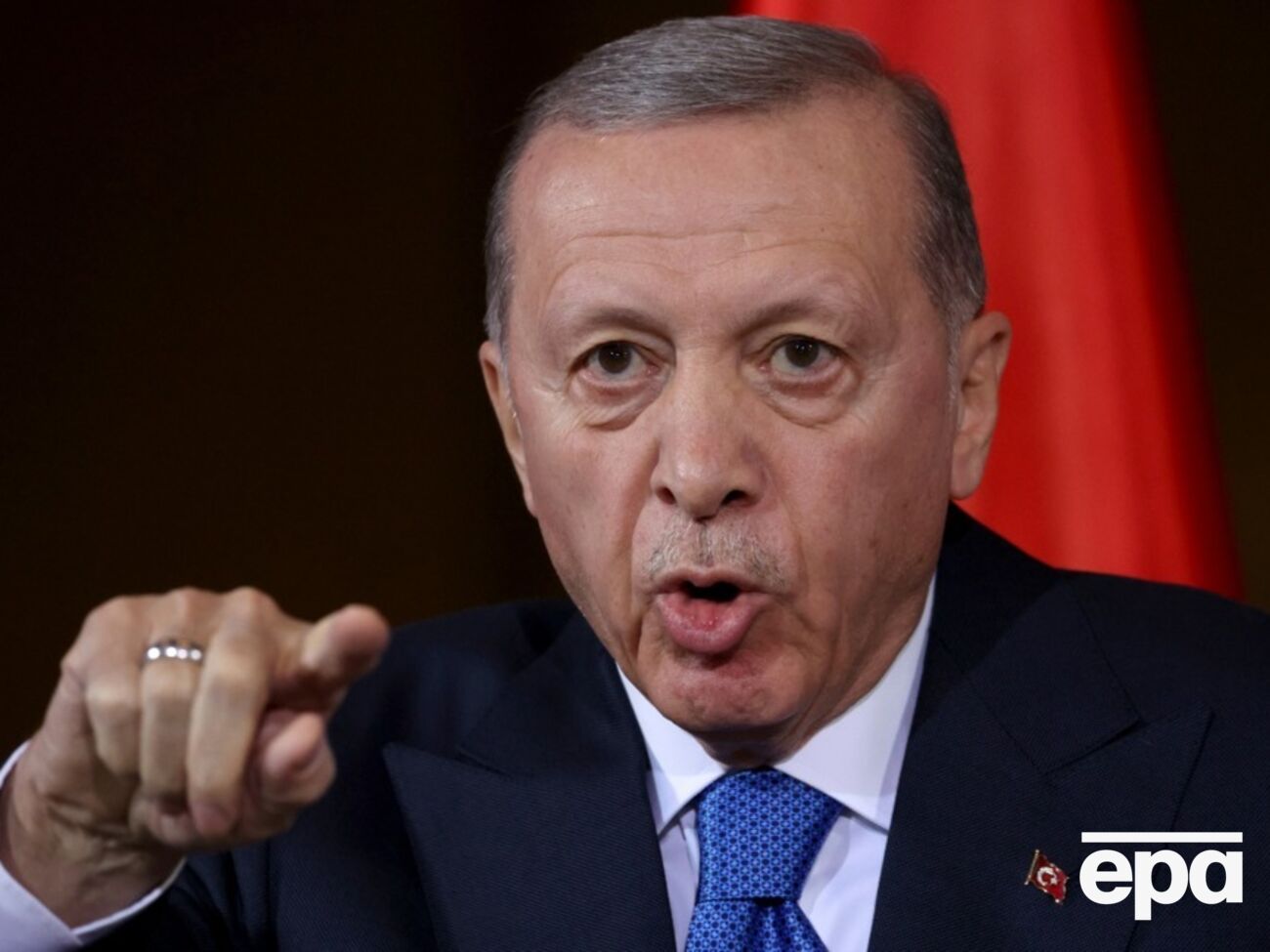 Турецький лідер стверджує, що Ізраїль бомбардує цивільні об'єкти й атакує табори біженців