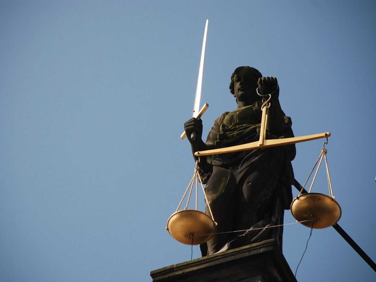 Прокуратура просила суд ув'язнити підозрюваного на строк до восьми років