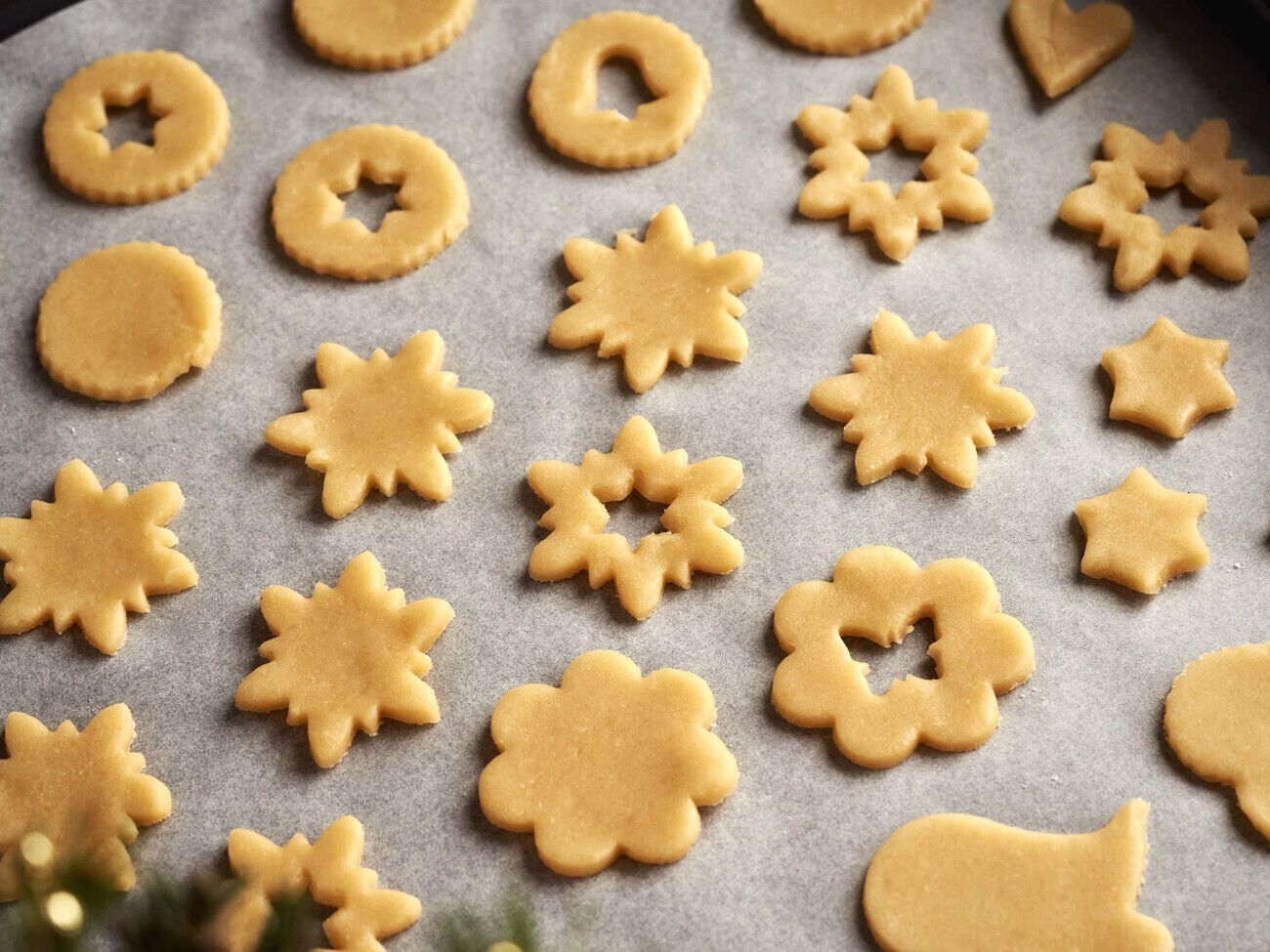 Печенье выпекается 10 минут при температуре 180 °C