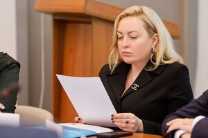 Татьяна Егорова-Луценко подписала распоряжение о командировке должностного лица и депутата облсовета за границу, утверждает Мосийчук