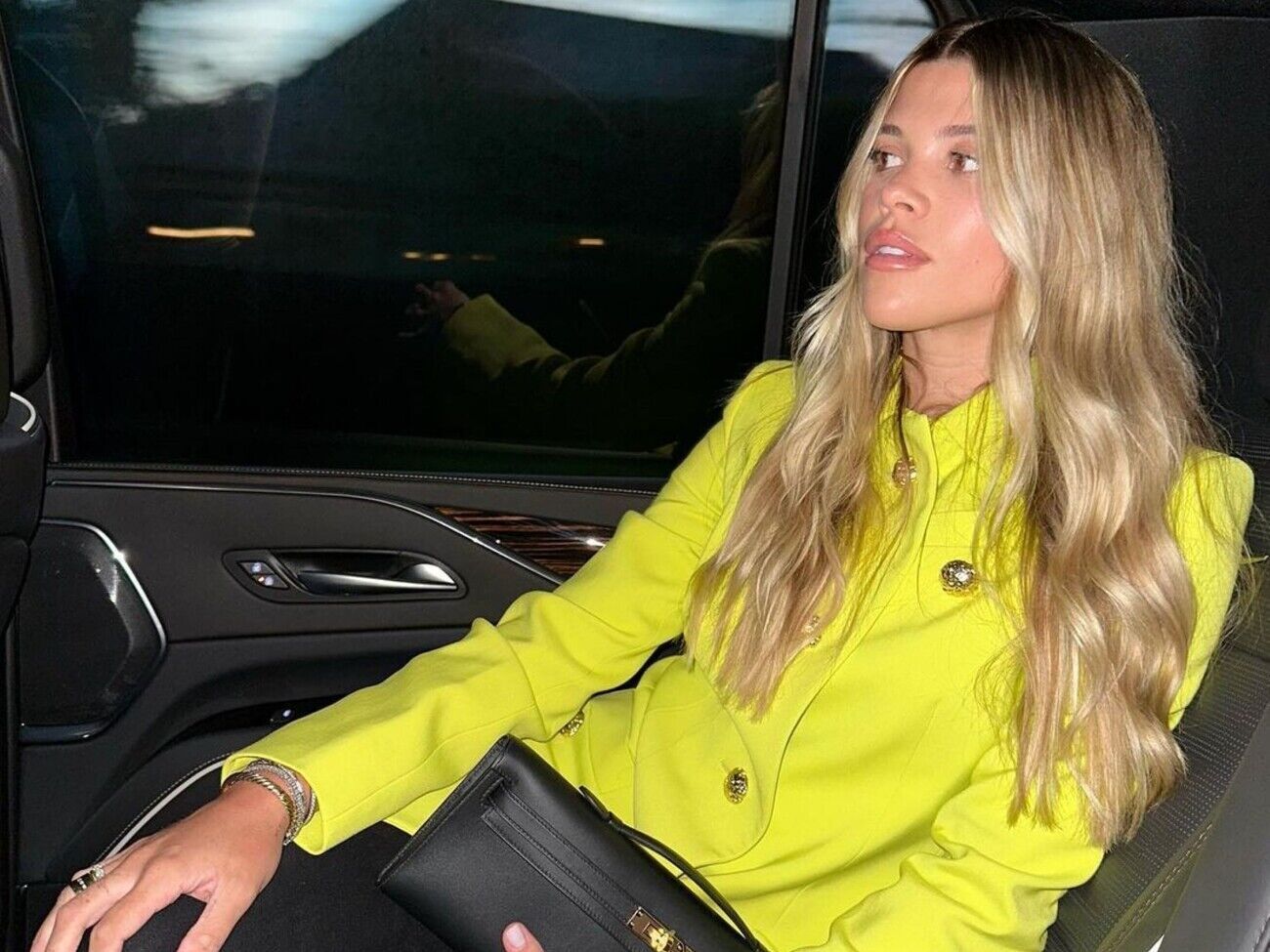 Річі народилася 1998 року у США