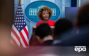 США пытаются растянуть поддержку Украины, пока в Конгрессе обсуждают вопрос о предоставлении новой помощи, отметила Жан-Пьер