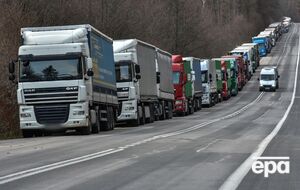 На данный момент польская сторона блокирует четыре пункта пропуска с Украиной