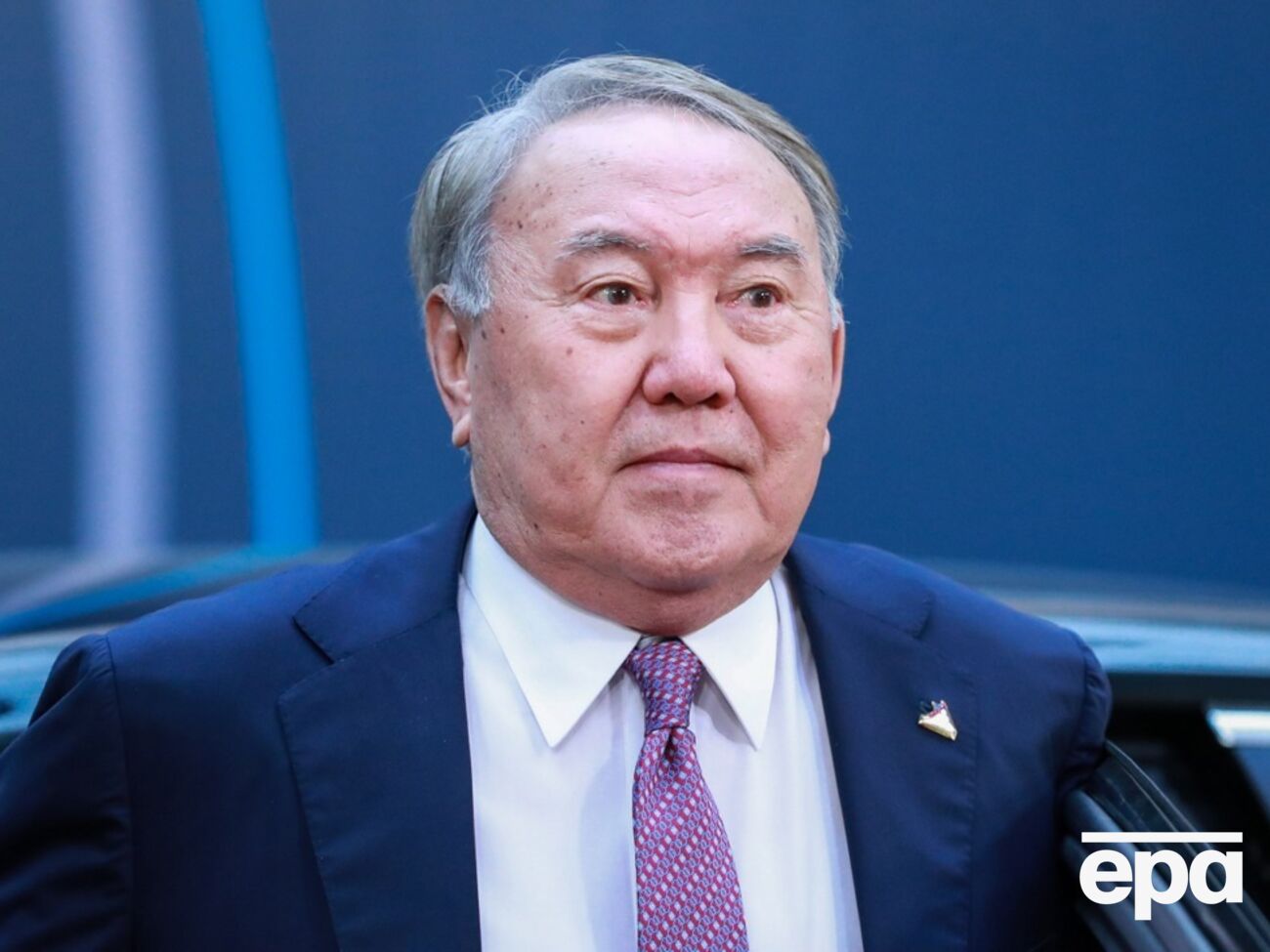 Назарбаєв написав, що з дружиною Сарою в нього була "душевна самотність"
