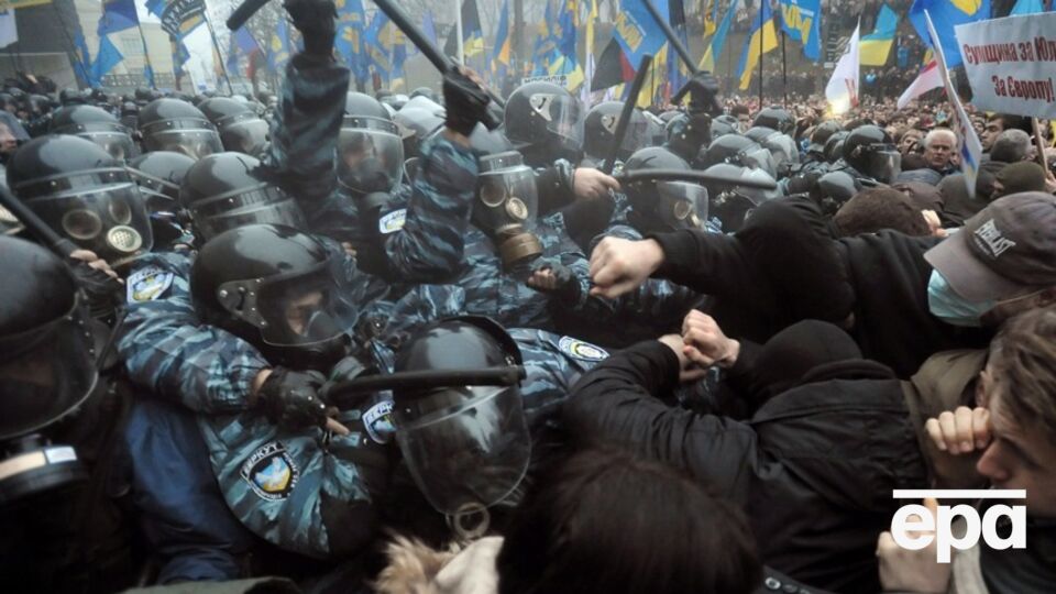 Евромайдановцам противостояли в том числе правоохранительные органы