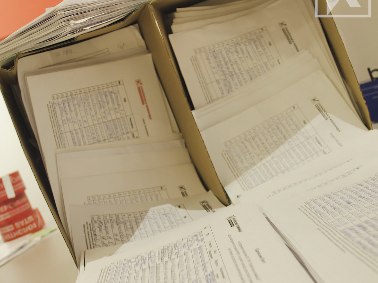 Подписи под требованием отменить постановление №953 поставили военные, переселенцы, малообеспеченные и другие украинцы, получавшие гуманитарную помощь, отметили волонтеры