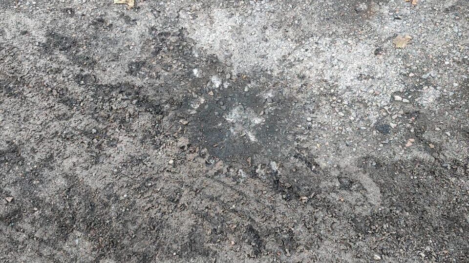 Унаслідок вибуху ВОГ-17 травмовано 22-річного і 37-річного поліцейських, зазначили в Нацполіції