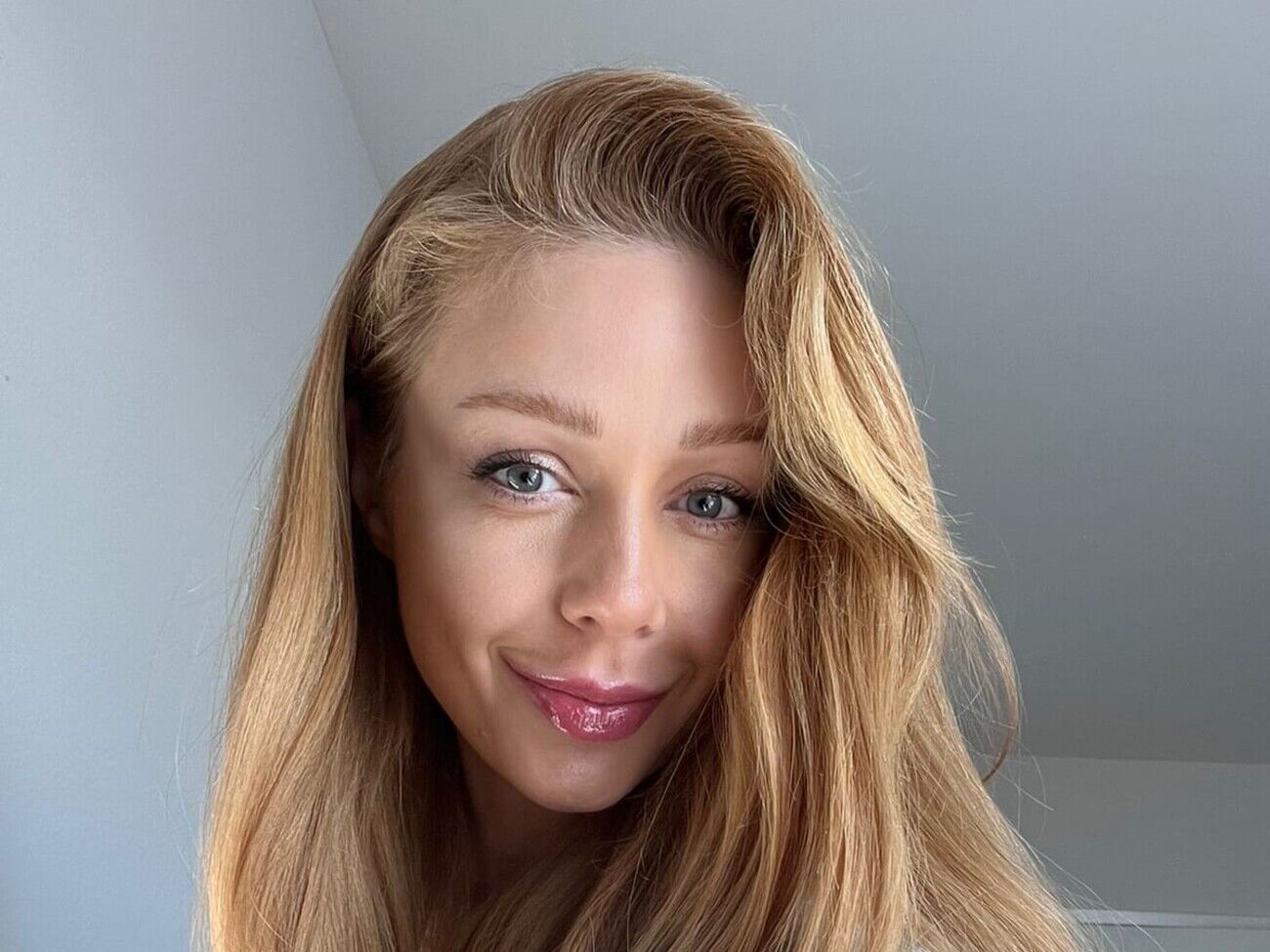 В 1992 году семья Тины Кароль переехала из России в Ивано-Франковск