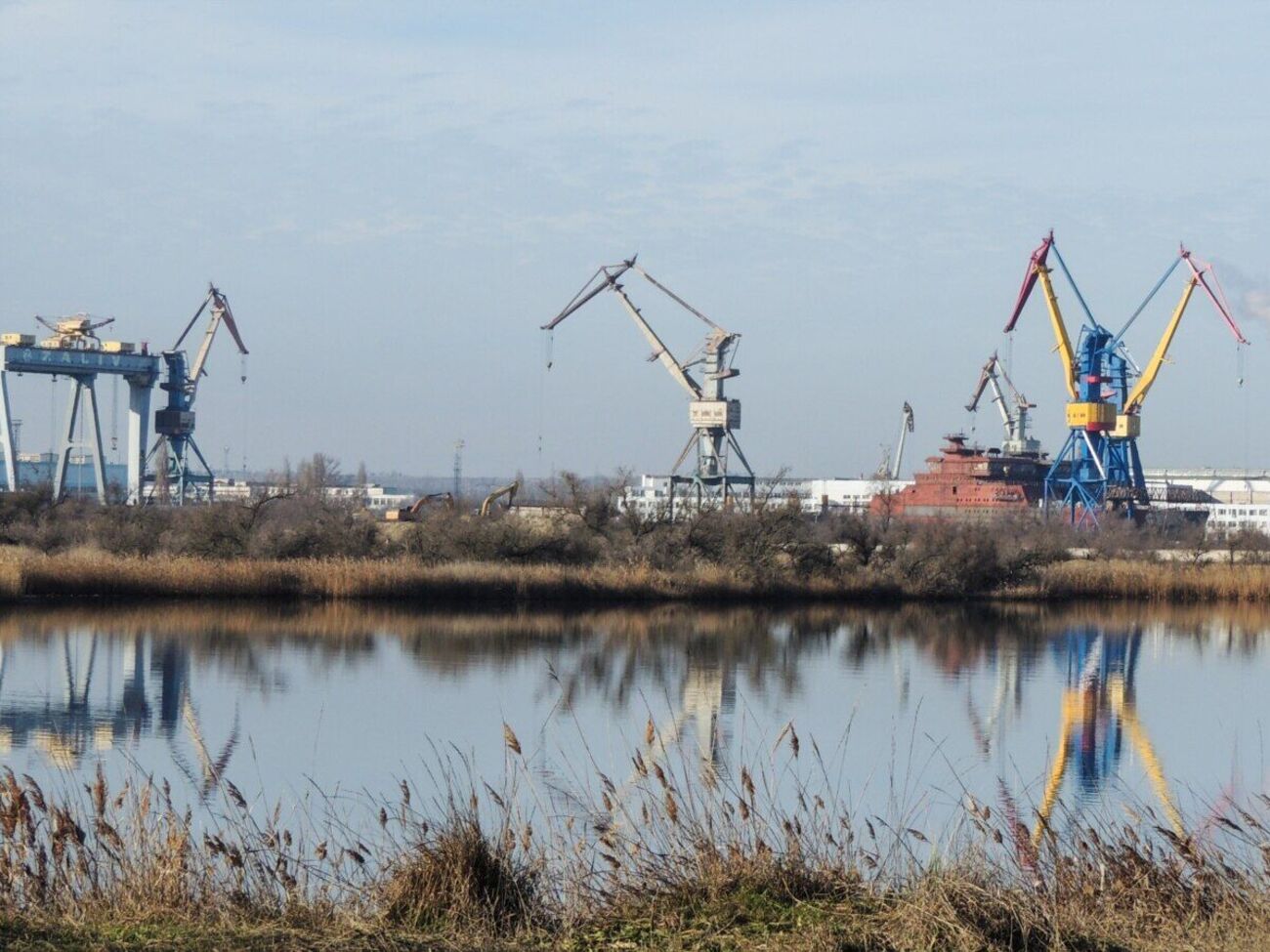 ЗСУ атакували завод в окупованій Керчі