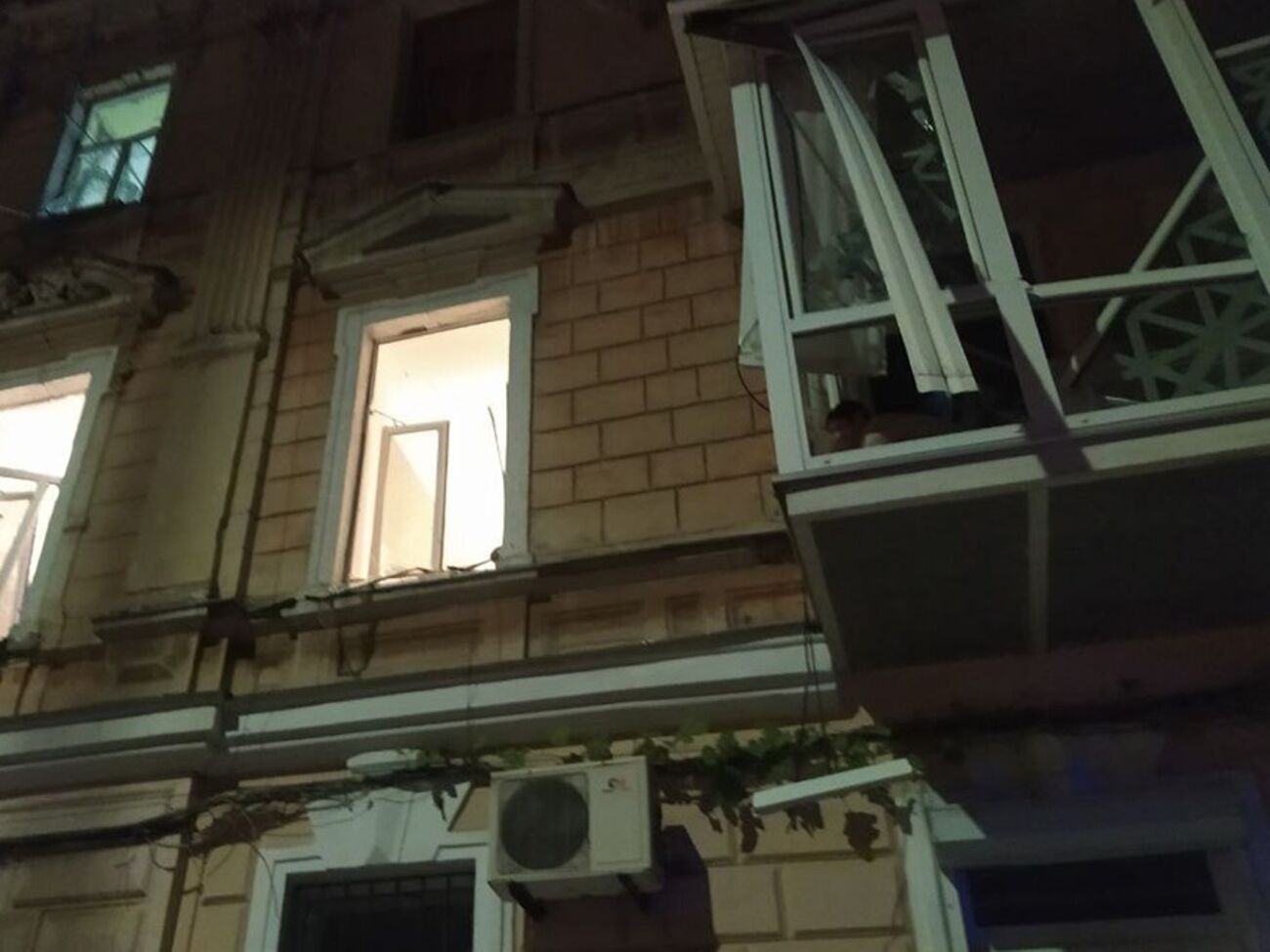 В Одессе взрывной волной повредило здания и выбило окна, отметили СМИ
