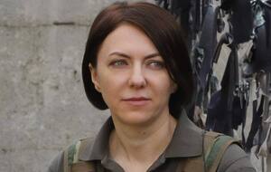 Награждения бойцов проходят постоянно – это часть военной культуры. Но полномасштабная война длится уже больше года, и у многих стирается чувство опасности