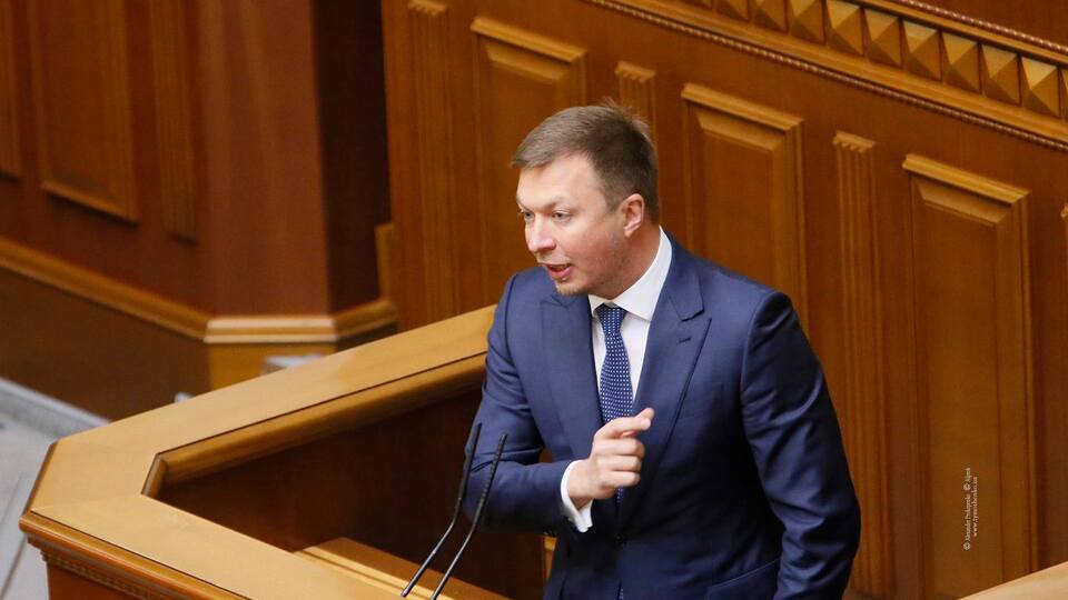 Депутат визнав, що збив дівчину на трасі