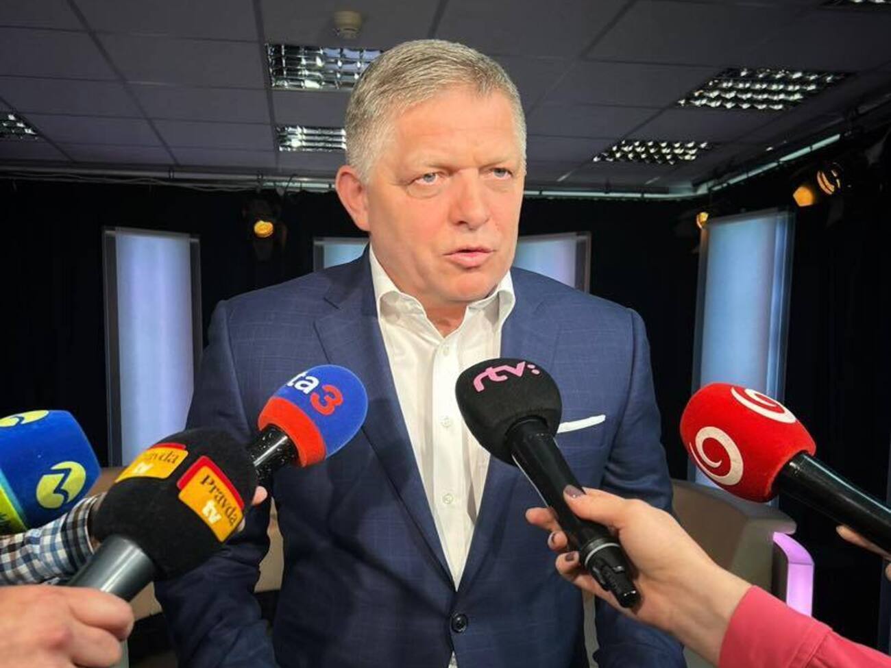 Фіцо обіцяв зосередитися на реформі словацьких збройних сил та їх переозброєнні