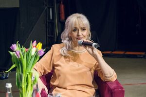 За словами Фаріон, російськомовні військові – "сміття", яке буде "вигребено із країни неминуче"