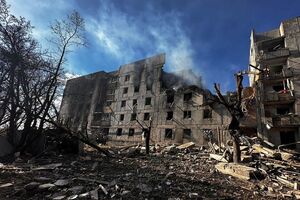 С октября оккупанты пытаются окружить Авдеевку