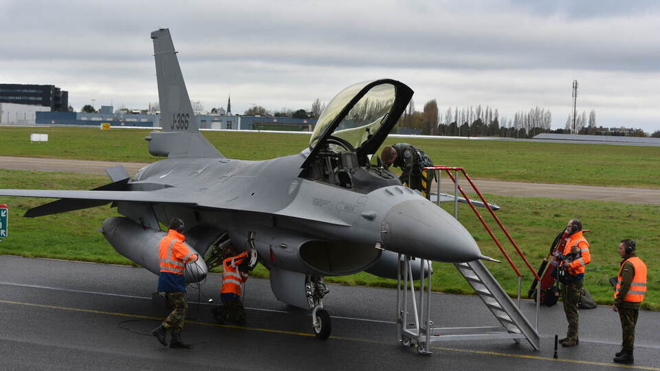 Всего Нидерланды предоставят для тренировок от 12 до 18 самолетов