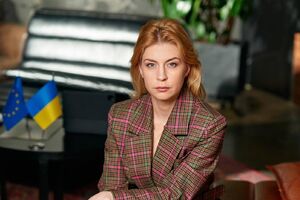 Звіт ЄК – це лише основа, рішення про відкриття переговорів з Україною ухвалюватимуть лідери ЄС у грудні, зазначила Стефанішина