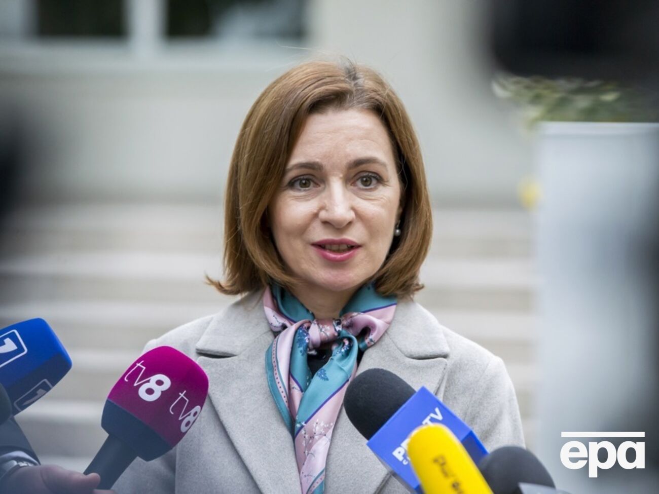 Санду (на фото) подякувала Йоганнісу та Зеленському за підтримку в майже місячній операції з евакуації громадян Молдови із сектору Гази