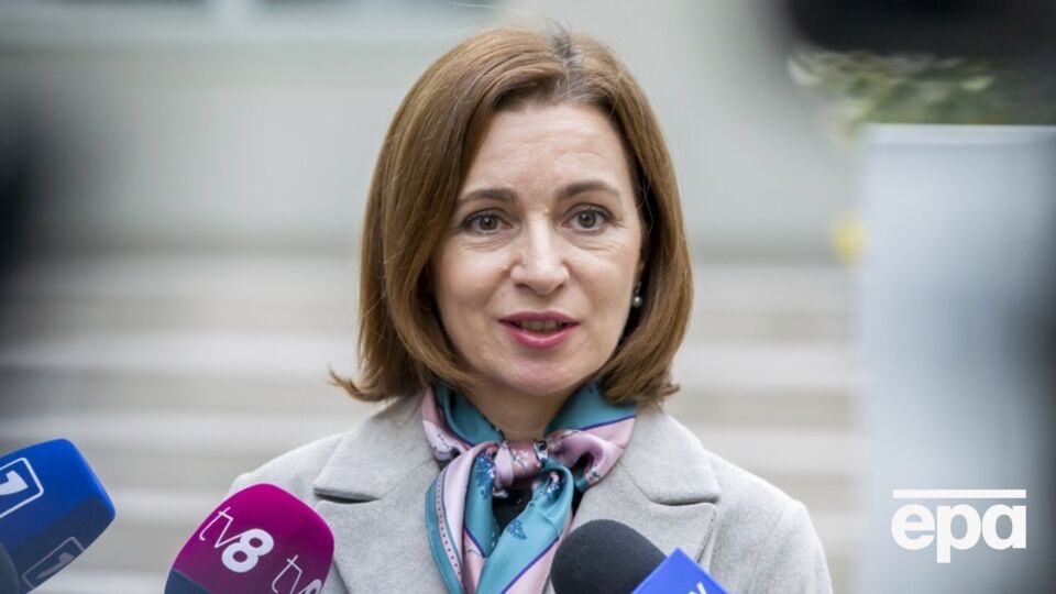 Санду (на фото) поблагодарила Йоханниса и Зеленского за поддержку в почти месячной операции по эвакуации граждан Молдовы из сектора Газа