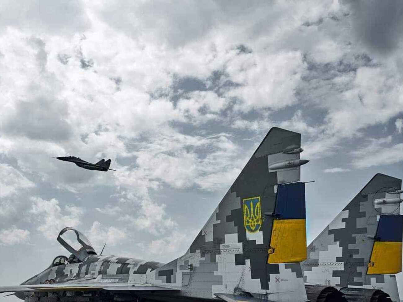 Українські льотчики завдали 17 ударів по позиціях РФ