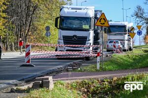 Польские перевозчики блокируют три пункта пропуска на границе
