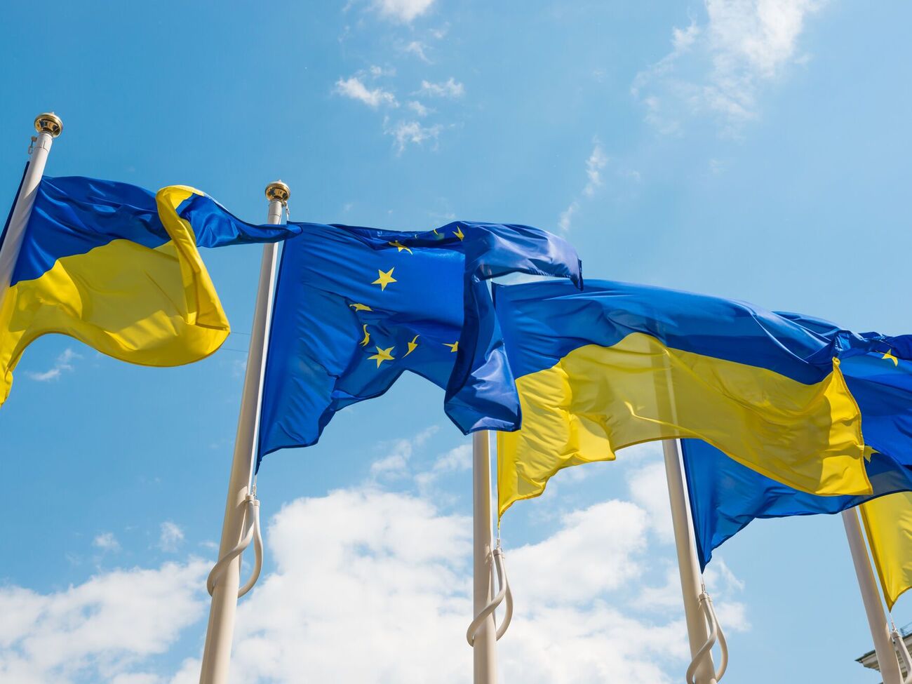 Если Европейский совет примет политическое решение сказать "да", процесс переговоров может начаться сразу, говорит глава Еврокомиссии