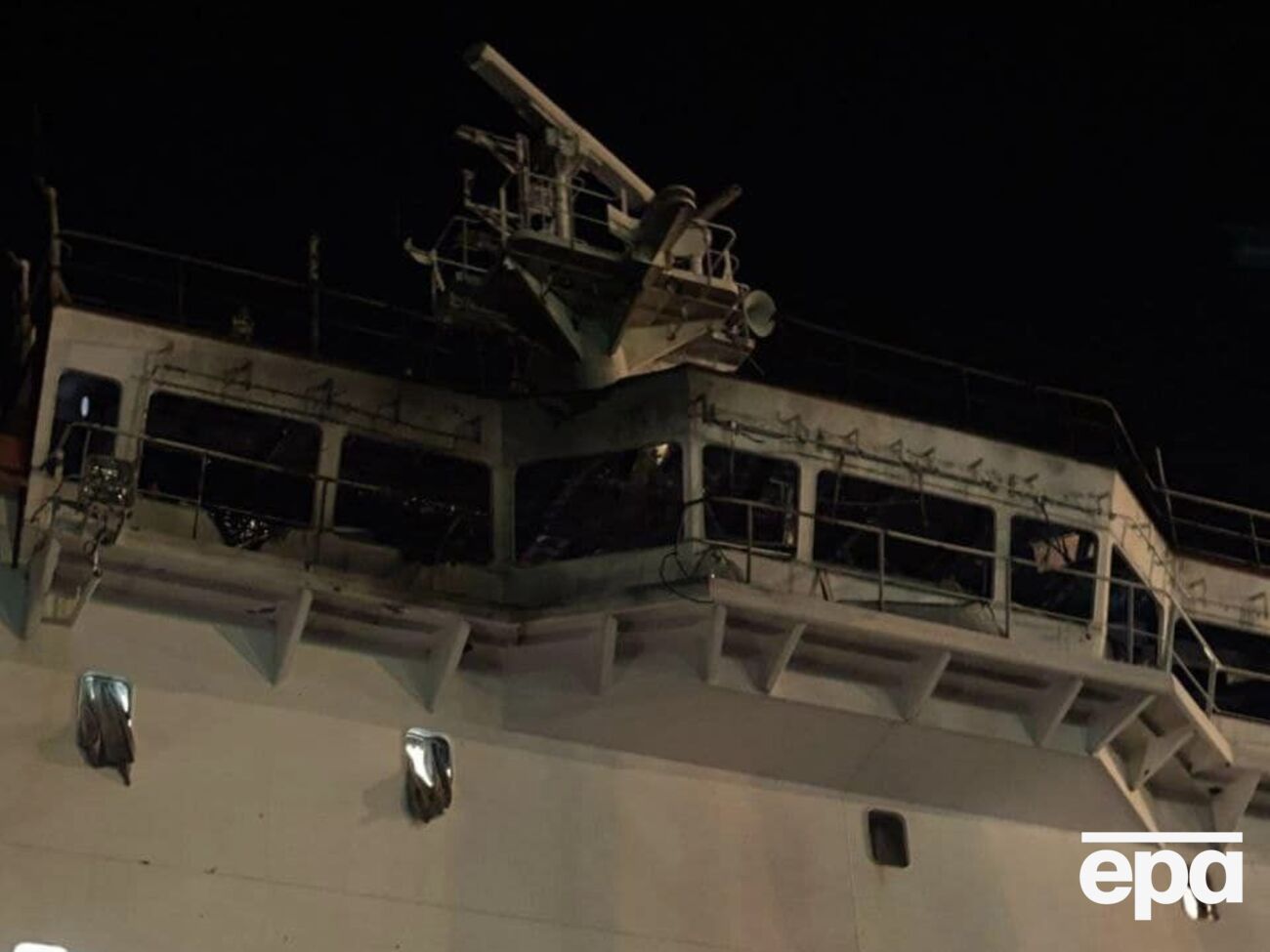 Оккупанты попали в судно под флагом Либерии