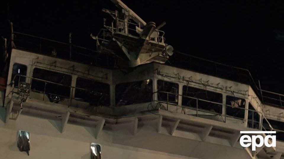 Оккупанты попали в судно под флагом Либерии