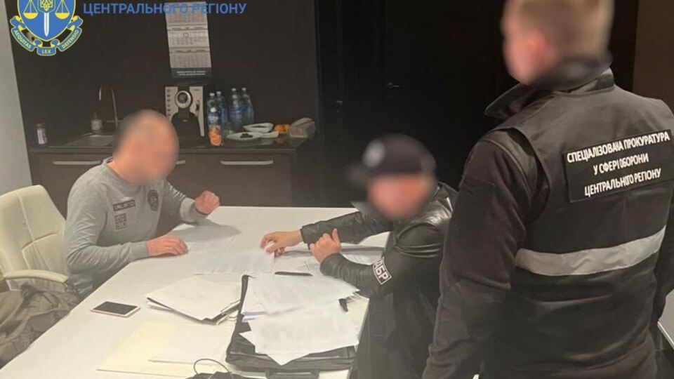 Помощнику Частякова сообщили о подозрении