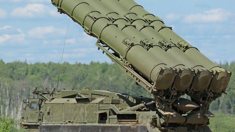 На півдні України, за даними Тарнавського, знищено сучасну російську ЗРК С-300В4