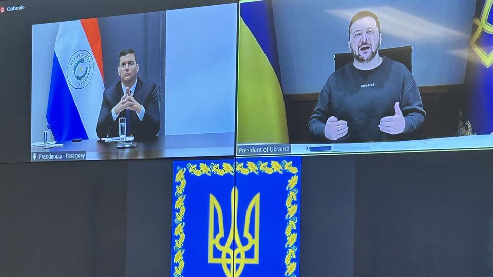 Зеленский сообщил, что обсудил с Пеньей дипломатические усилия Украины по формуле мира