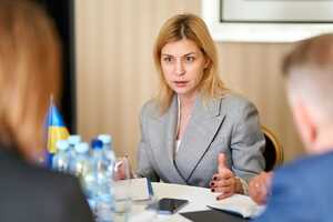 В Україні немає російської меншини, зазначила Стефанішина