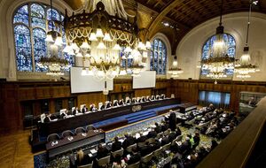 Міжнародний суд ООН складається з 15 суддів