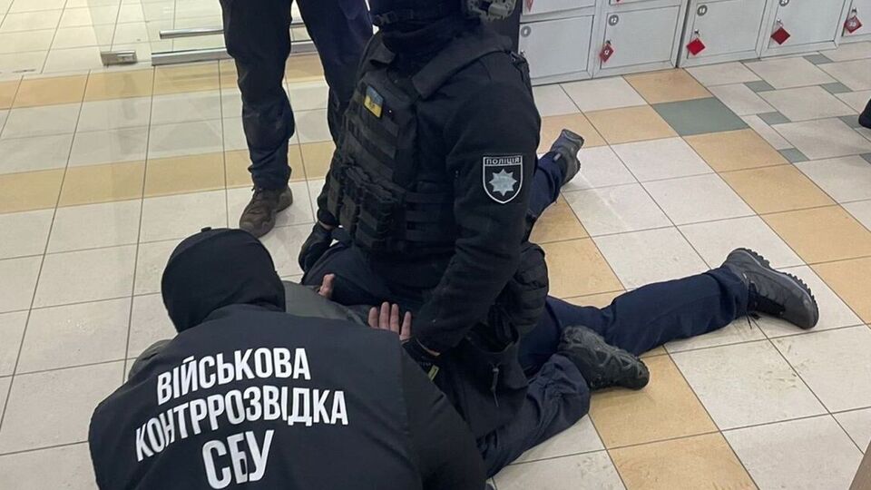 Сотрудники СБУ задержали фигуранта при получении денег от потерпевшей