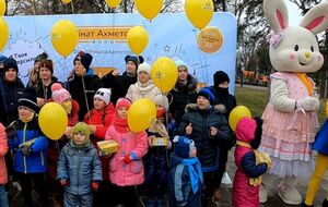 Фонд Рината Ахметова опекается детьми в течение всего года на протяжении уже 20 лет