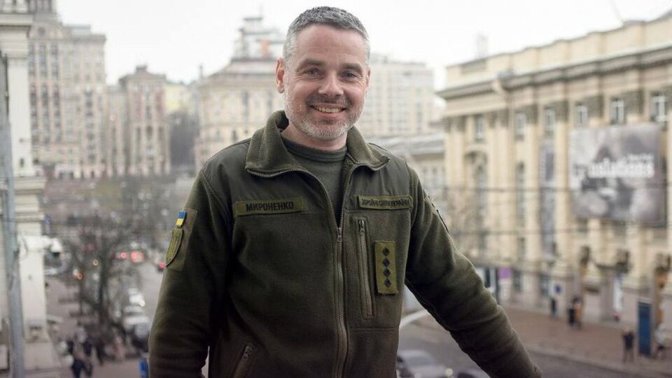 Мироненко – військовослужбовець, до призначення головою Держспецзв'язку був командиром ударної роти БПЛА на запорізькому напрямку, зазначили в держслужбі