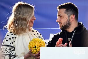 Елена Зеленская отметила, что после победы Украины в войне она с мужем Владимиром Зеленским и детьми будут жить вместе все время