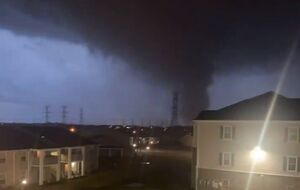 У США через торнадо загинуло шестеро людей