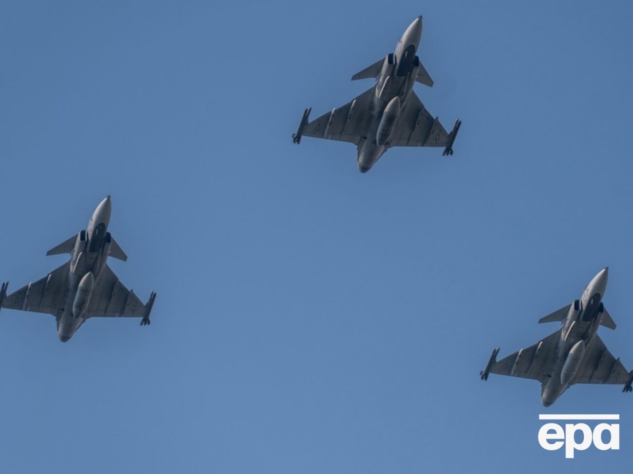 Тривають консультації щодо передання літаків Gripen Україні