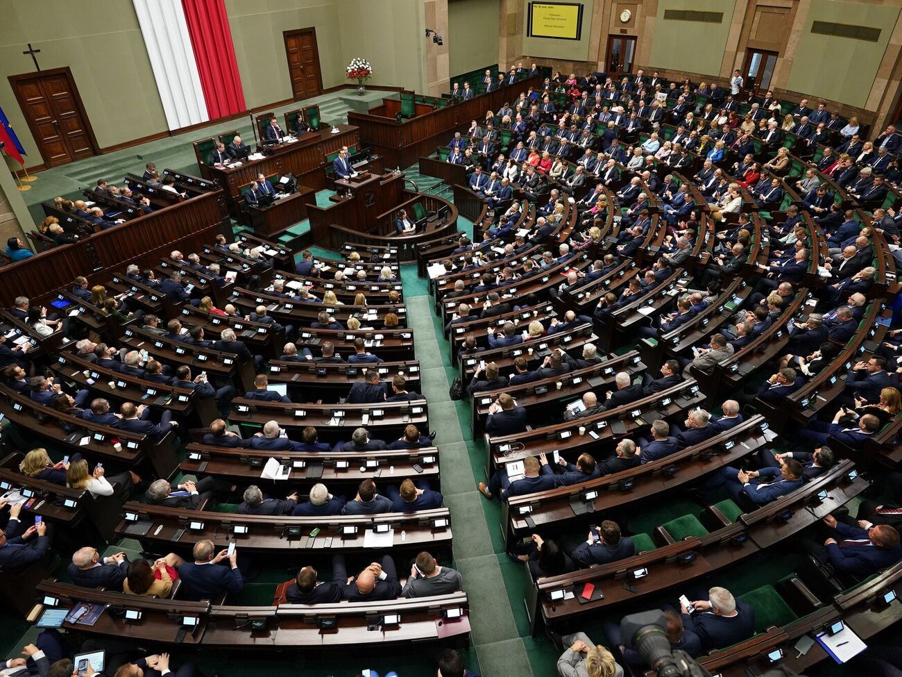 Голосование назначено на 15.00 по местному времени